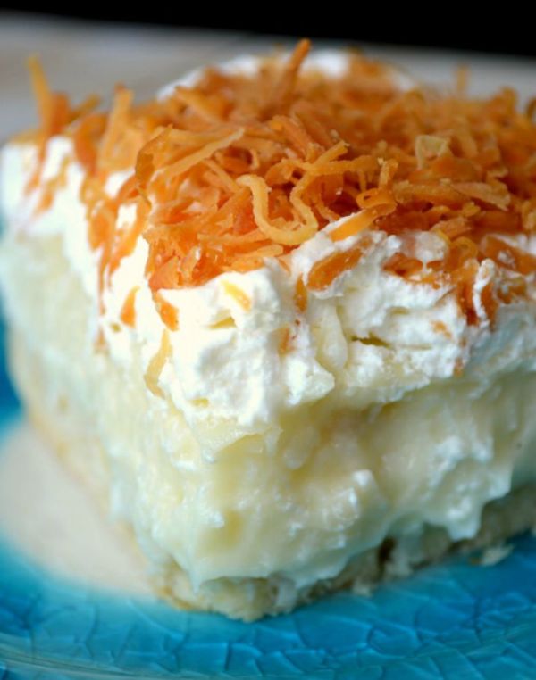 COCONUT CREAM PIE BARS