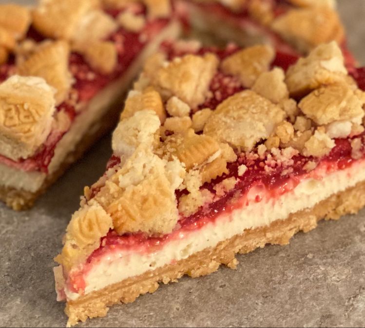 Golden Oreo Strawberry Cheesecake Bars